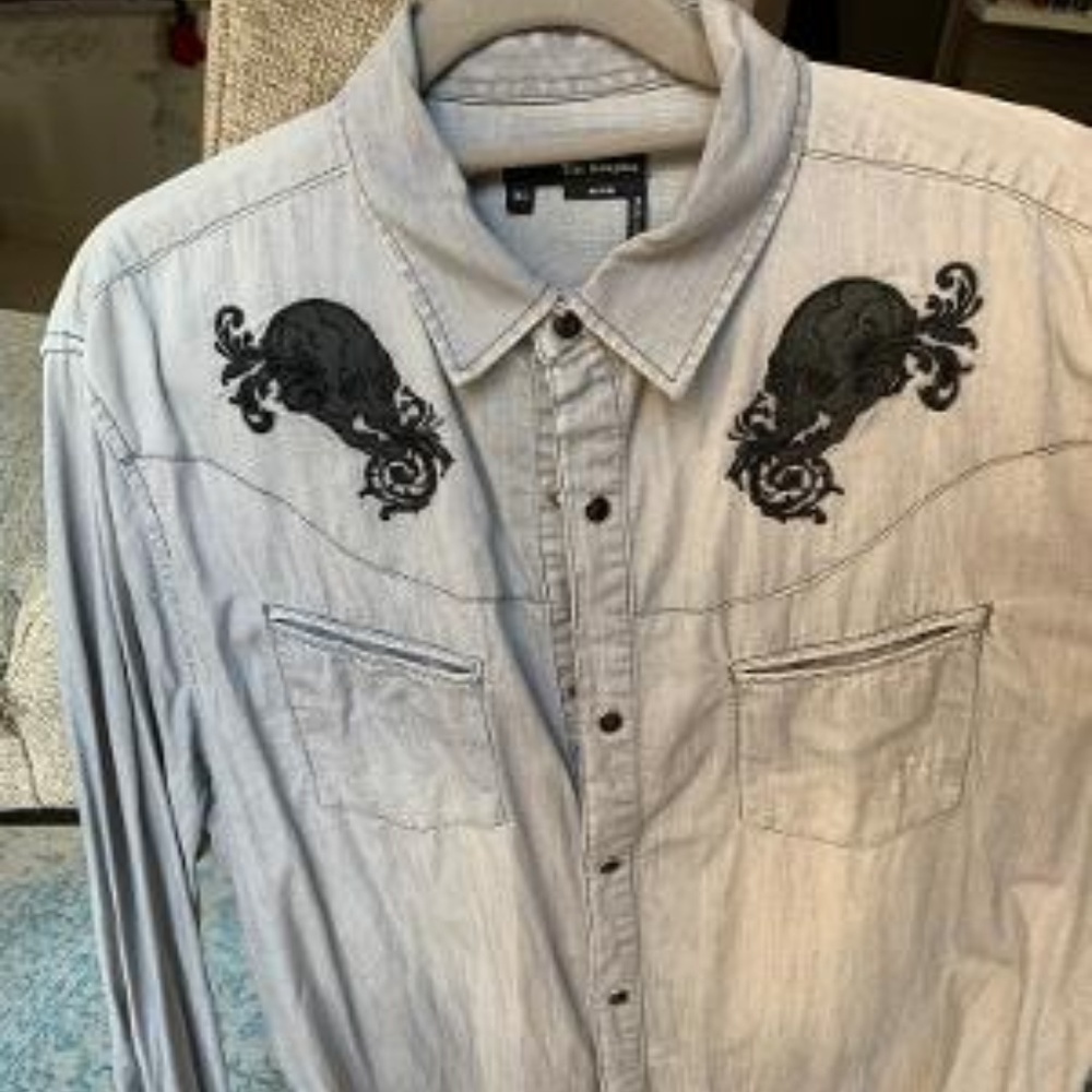 Denim Faded Gray w/Skulls Shirt XL
